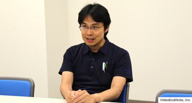 便秘による腹痛の原因と自分でできる対処法〜痛み止めを用いると逆効果になる可能性も〜