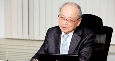 人生100年時代を健やかに–健康寿命を長く生きるために