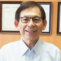 松末 吉隆 先生