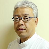 黄 英茂 先生